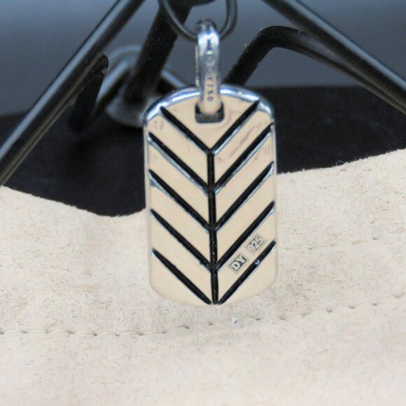 David Yurman Unisex 27mm Streamline Rainbow Dog Tag Pendant w/ 22" DY chain - Picture 5 of 12